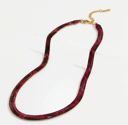 Collar serpiente que eleva cualquier look